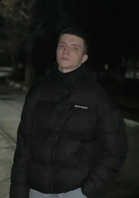 Андрей из Комсомольска-на-Амуре, ищу на сайте знакомства на одну ночь