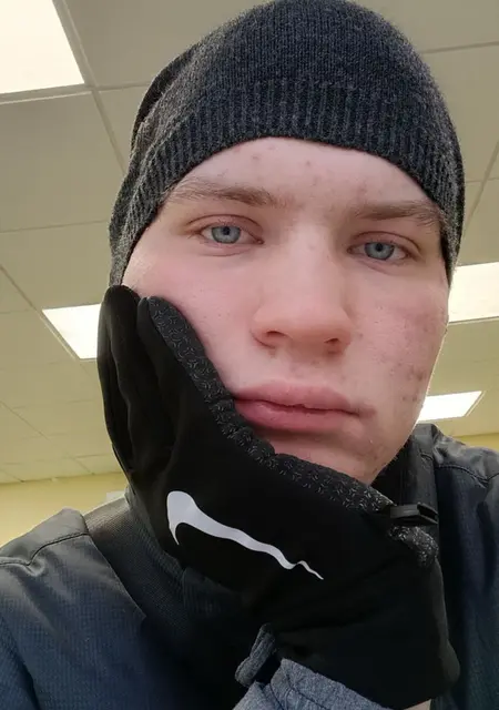 Никита из Казани, ищу на сайте знакомства на одну ночь