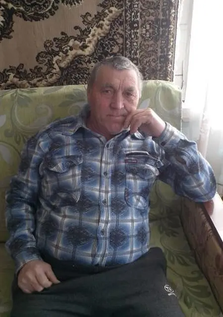 Михаил из Саратова, ищу на сайте знакомства на одну ночь