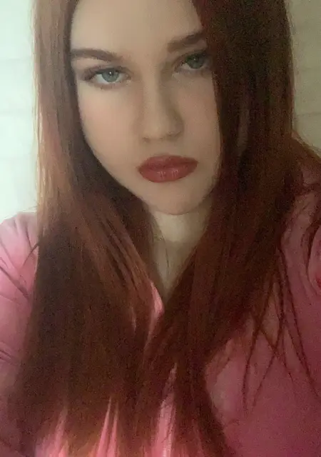 Дарья из Сургута, мне 19, познакомлюсь для общения