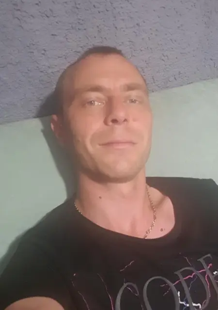 Я Евгений, 40, из Иркутска, ищу знакомства без обязательств
