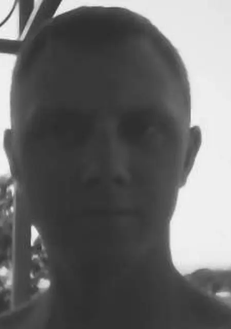 Artur из Липецка, ищу на сайте постоянные отношения