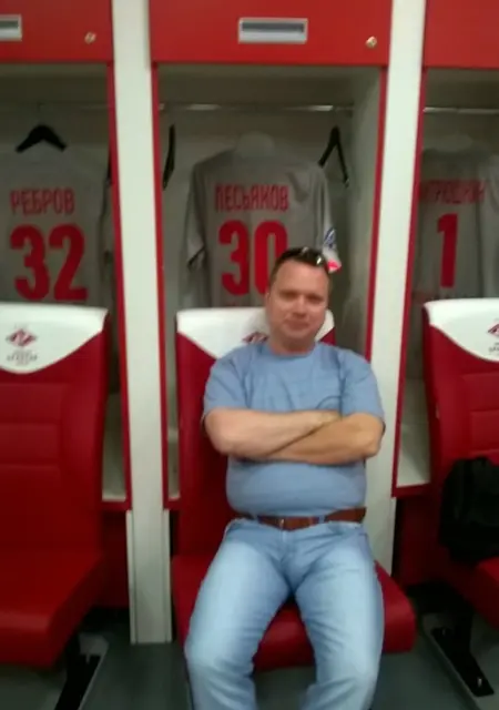 Я Роман, 54, из Москвы, ищу знакомство для постоянных отношений