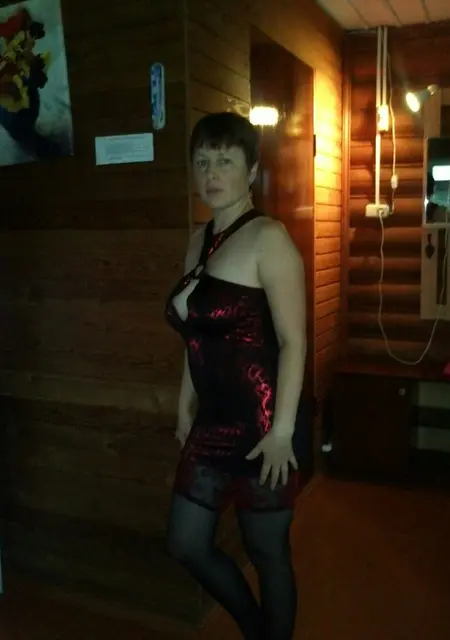 Я Ксения, 48, из Ростова-на-Дону, ищу знакомство для дружбы