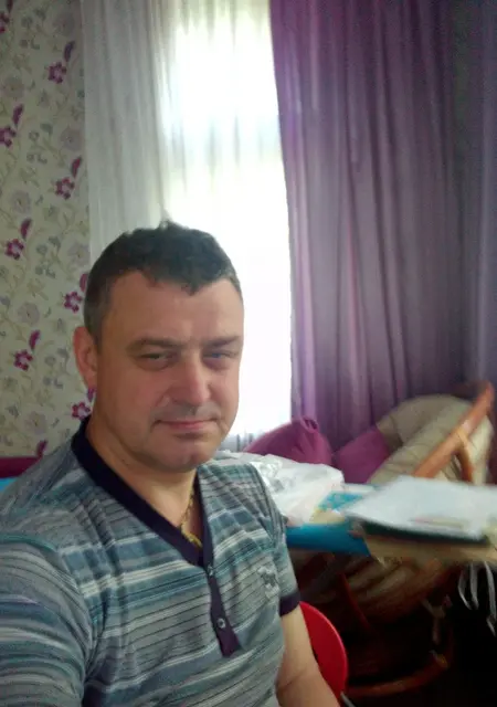 Я Виктор, 49, знакомлюсь на одну ночь в Климовске