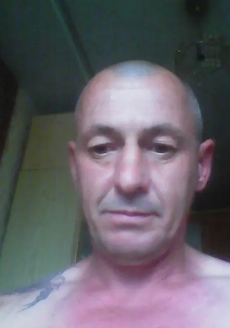 Олег из Городца, мне 54, познакомлюсь на одну ночь