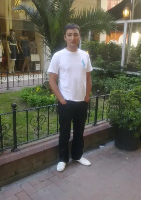 Я Zafar, 37, знакомлюсь для общения в Ташкенте