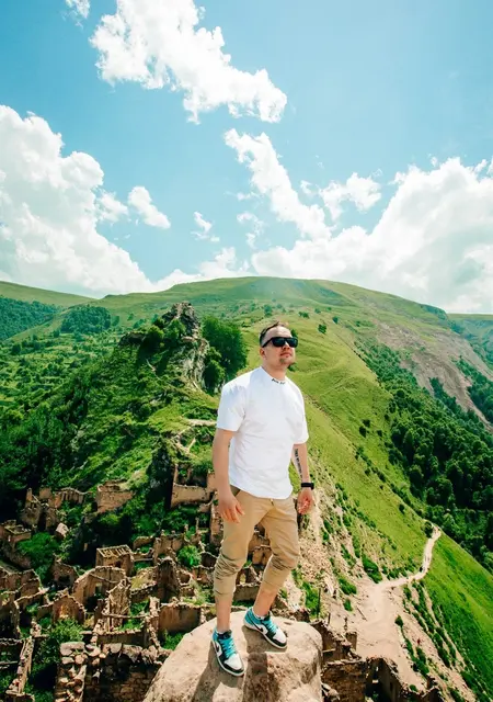 Дмитрий из Нефтеюганска, ищу на сайте знакомства на одну ночь