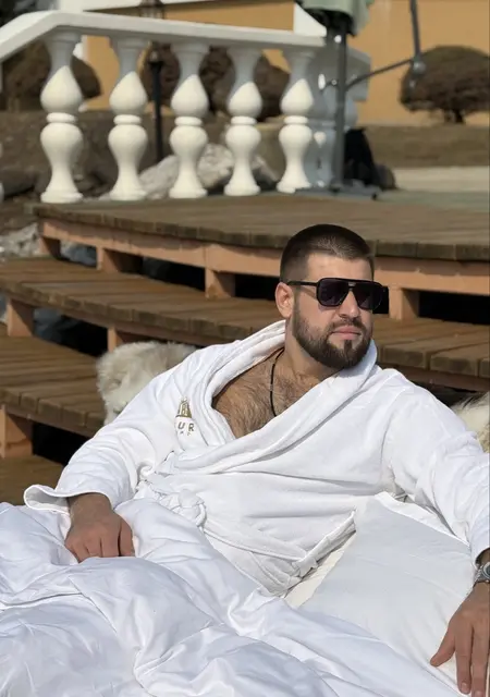 Я Артем, 30, знакомлюсь на одну ночь в Хабаровске