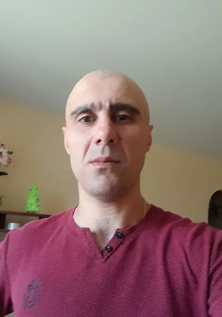 Леха из Сургута, мне 44, познакомлюсь на одну ночь