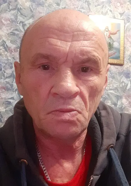 Олег из Мурманска, ищу на сайте знакомства без обязательств