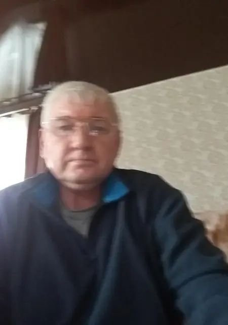 Александр из Энгельса, ищу на сайте знакомства на одну ночь