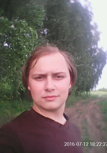 Я Алексей, 30, знакомлюсь для общения в Рязани