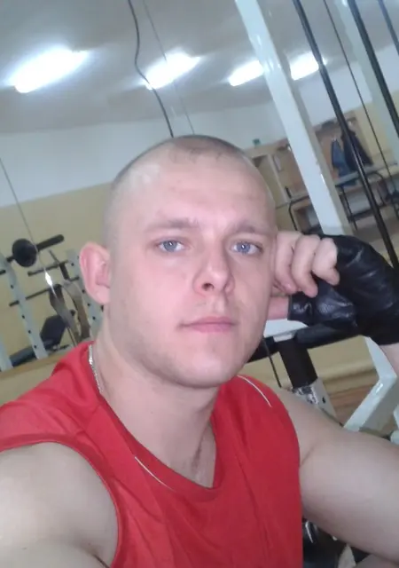 Я Михаил, 37, знакомлюсь без обязательств в Троицке