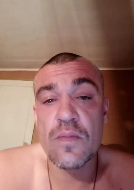 Я Вася, 39 років з Одеси, шукаю знайомство для спілкування