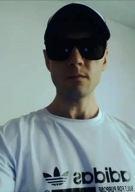 Александр из Чайковского, ищу на сайте знакомства на одну ночь