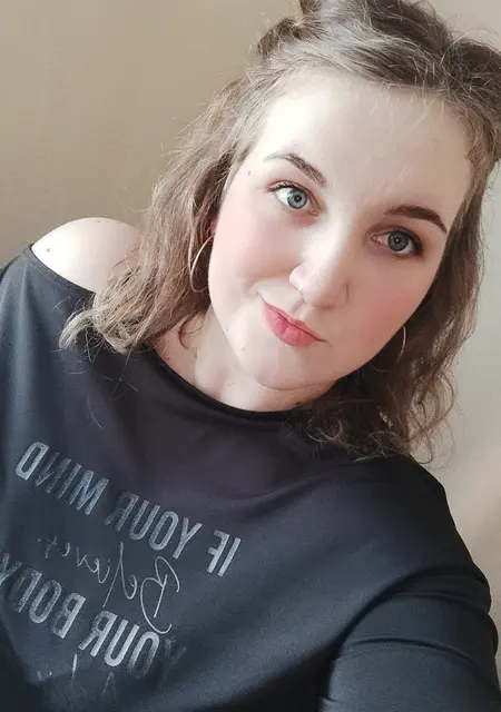 Юлия из Санкт-Петербурга, мне 30, познакомлюсь для постоянных отношений