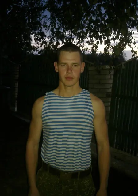 Я Евгений, 34, из Витебска, ищу знакомство для постоянных отношений