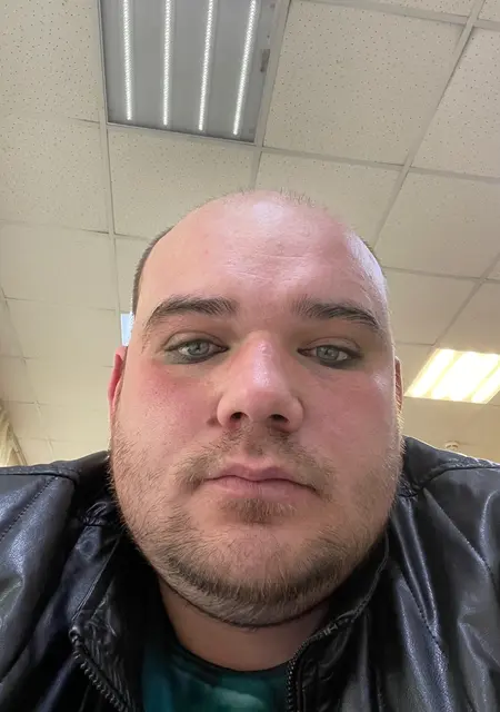 Никита из Кемерово, мне 30, познакомлюсь на одну ночь