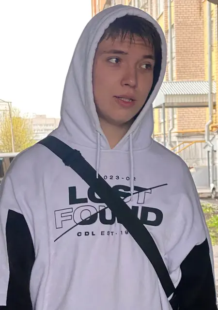 Я Егор, 19, знакомлюсь на одну ночь в Вологде