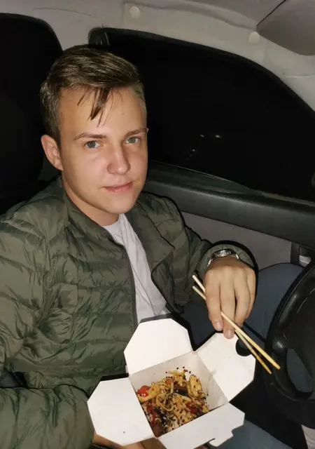 Егор из Новокузнецка, ищу на сайте приятное времяпровождение