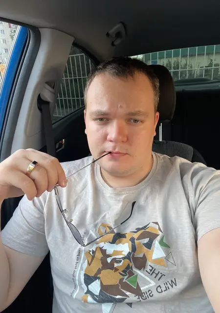 Инокентий из Курска, мне 28, познакомлюсь на одну ночь