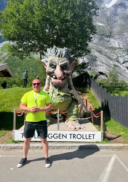 Я Иван, 40, знакомлюсь на одну ночь в Выборге