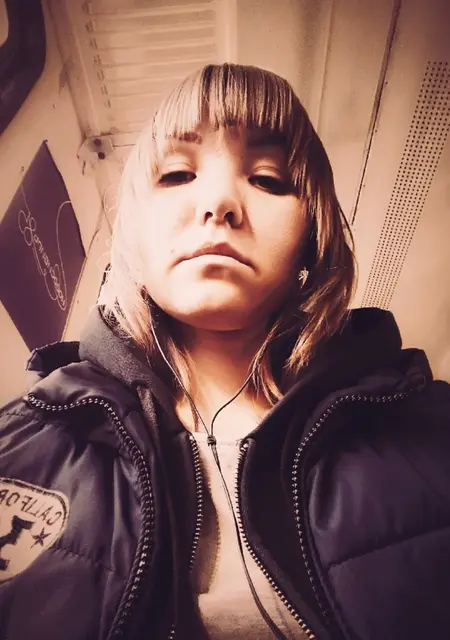 Я Евгения, 40, из Санкт-Петербурга, ищу знакомство для общения