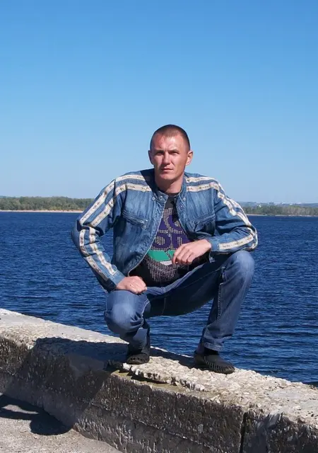 Я Витя, 40, знакомлюсь без обязательств в Самаре