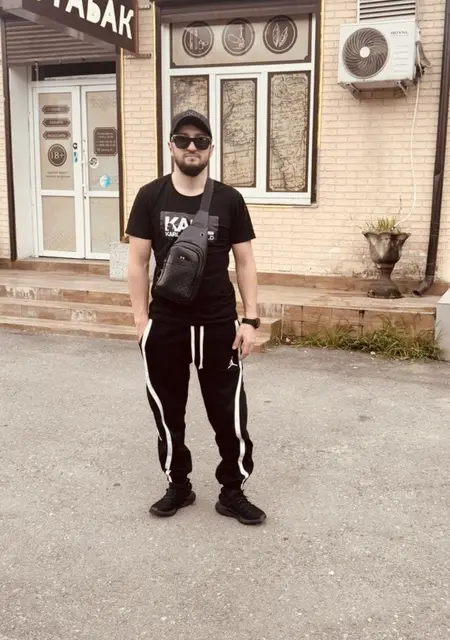 Я Астемир, 30, знакомлюсь для постоянных отношений в Новосибирске