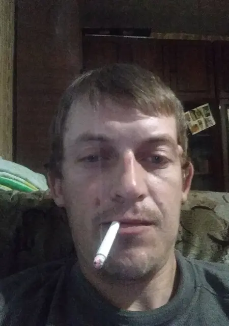 Я Nikolai, 34, знакомлюсь без обязательств в Пскове