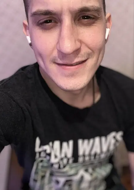 Владимир из Череповца, ищу на сайте знакомства на одну ночь