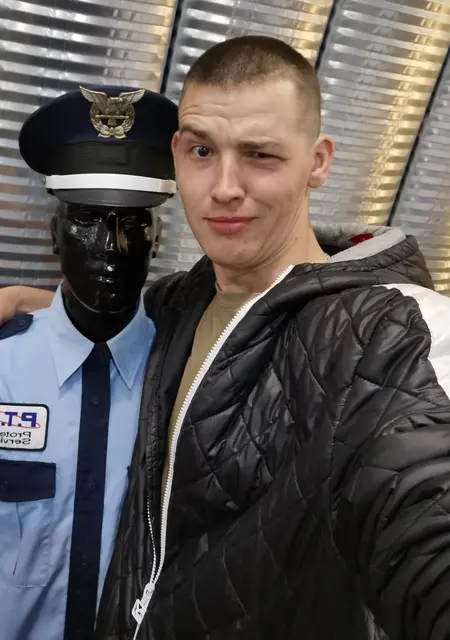 Александр из Жуковского, ищу на сайте знакомства на одну ночь