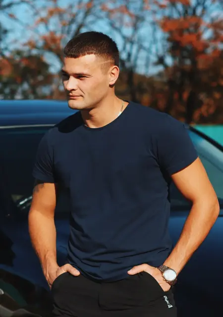 Евгений из Артема, ищу на сайте знакомства без обязательств