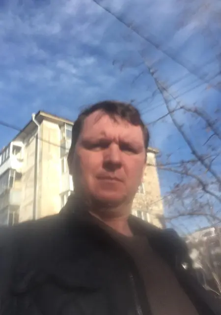 Игорь из Новороссийска, мне 52, познакомлюсь без обязательств