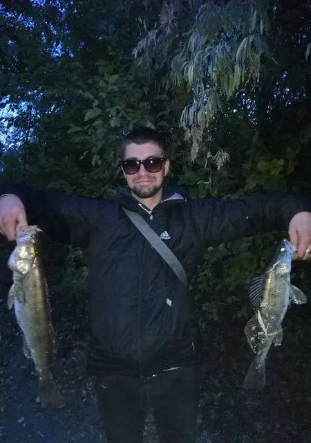 Я Дима, 33 років, знайомлюсь без зобов'язань у Краматорську