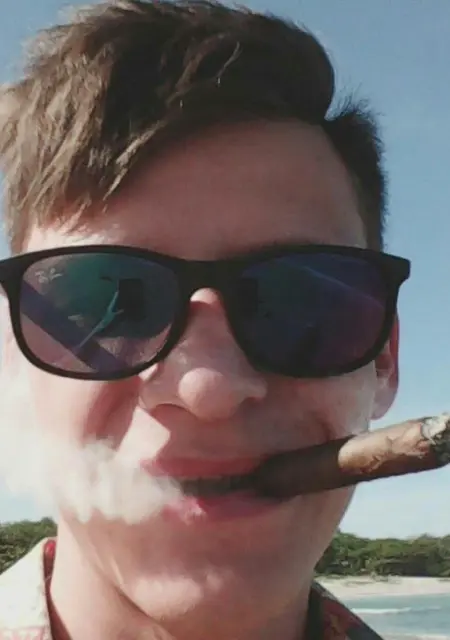 Я Daniel, 32, знакомлюсь без обязательств в Новороссийске