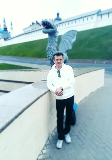 Рустам из Казани, мне 60, познакомлюсь без обязательств
