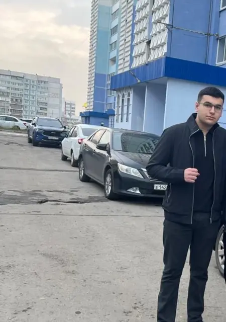 Я Радик, 18, знакомлюсь для вирта в Ульяновске