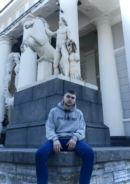 Я Влад, 27, знакомлюсь на одну ночь в Дзержинске