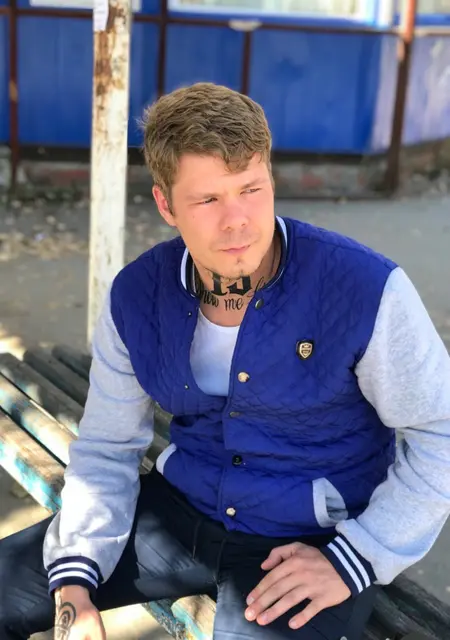 Рома из Миасса, ищу на сайте знакомства на одну ночь