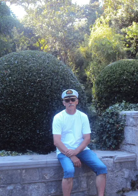 Я Станислав, 59, знакомлюсь на одну ночь в Кумертау