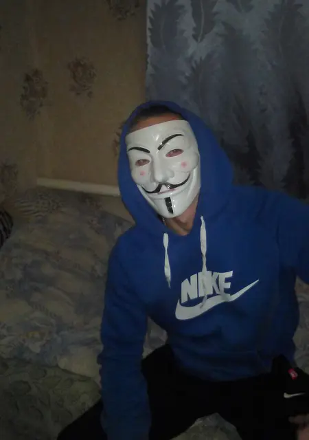 Димон из Харькова, ищу на сайте знакомства на одну ночь