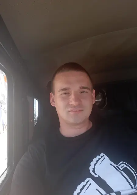 Артем из Тулы, мне 29, познакомлюсь без обязательств