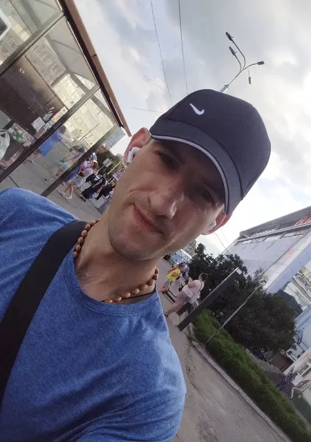 Евгений из Курска, ищу на сайте знакомства на одну ночь