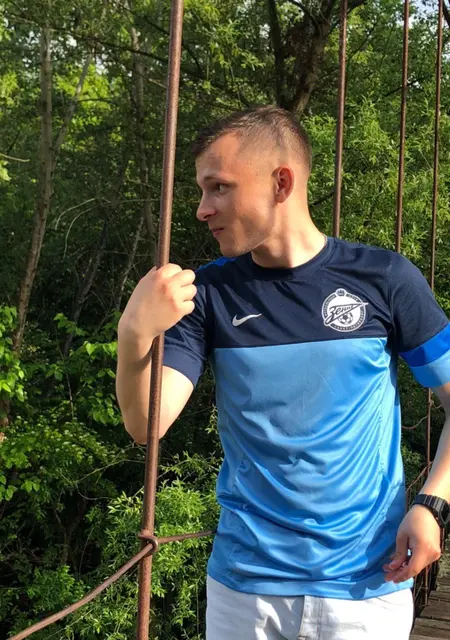 Я Роман, 29, знакомлюсь без обязательств в Уссурийске