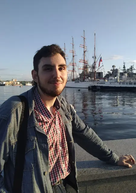 Викентий из Владивостока, ищу на сайте постоянные отношения