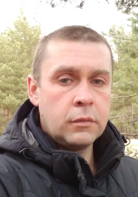 Андрей из Дзержинска, мне 42, познакомлюсь для общения