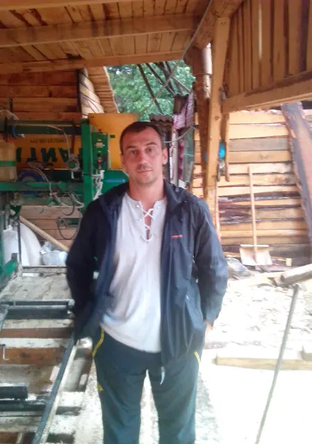 Виталий из Миасса, ищу на сайте знакомства на одну ночь