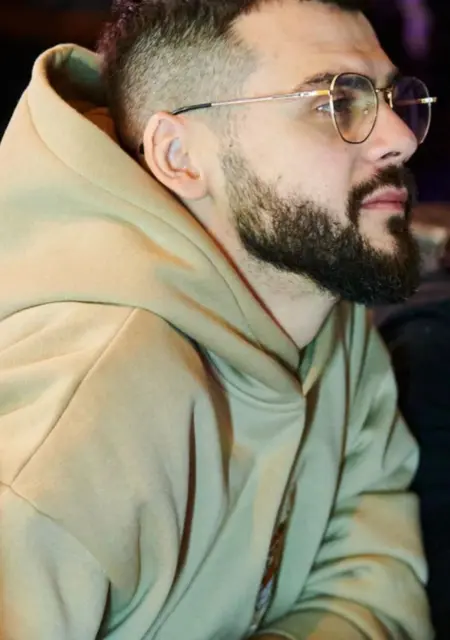 Я Mark Renton, 25, из Одинцова, ищу знакомство для открытые отношения